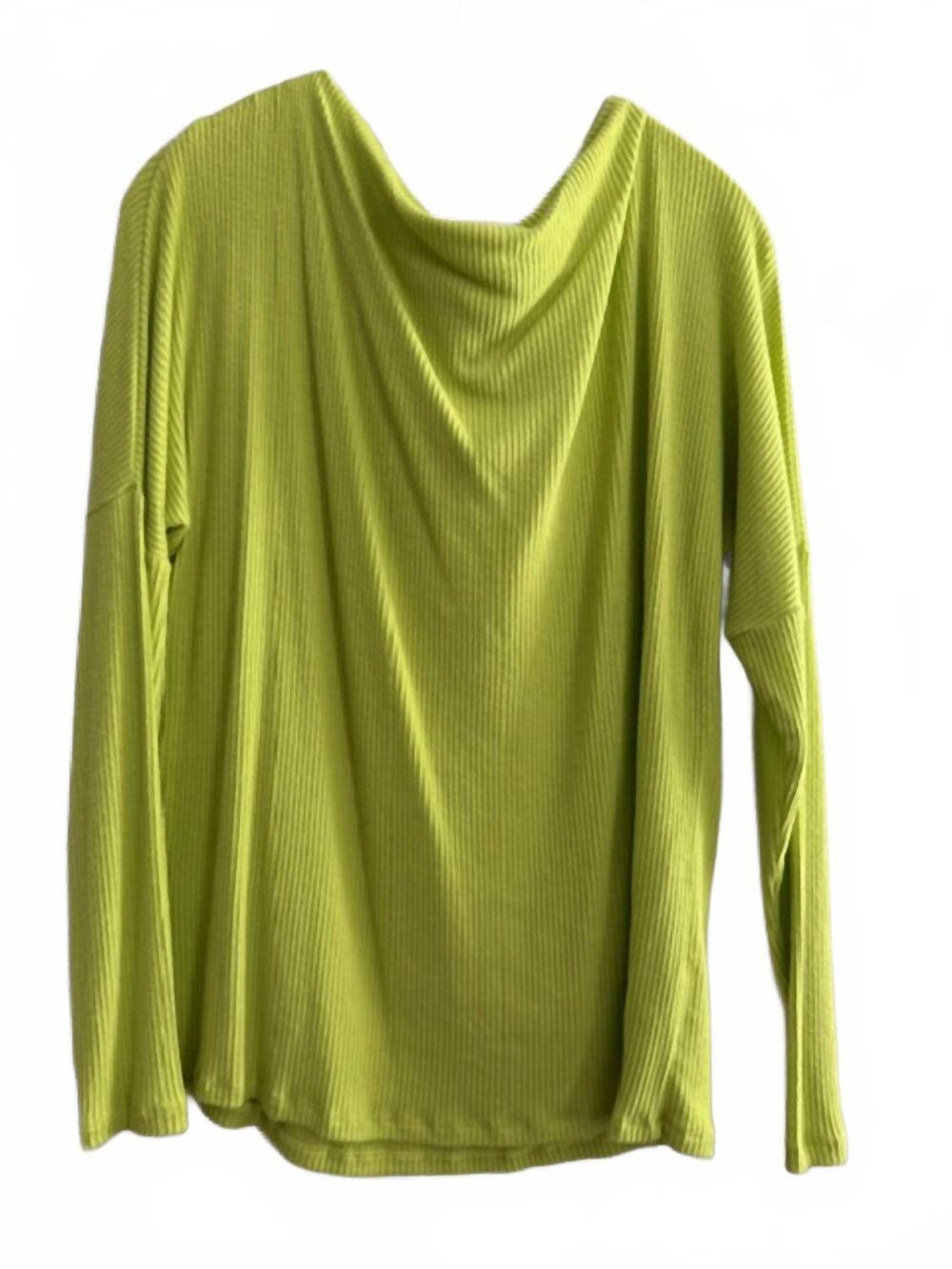 NEW ELAN women's scoop neckline long sleeve top in lime green